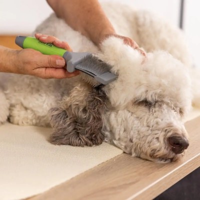 Двостороння пуходірка WAHL Flexible Slicker Brush Green 2999-7085